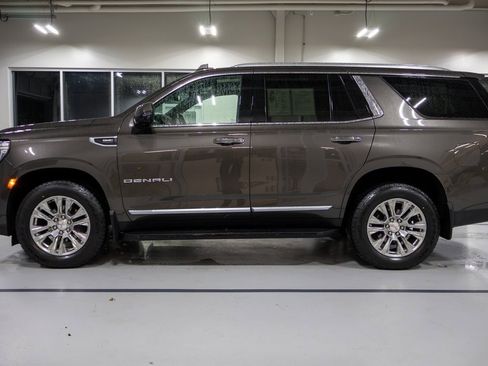 Used 2021 GMC Yukon Denali image 10