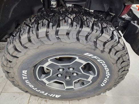 Used 2021 Jeep Gladiator Mojave image 3