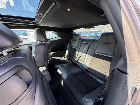Used 2014 Dodge Challenger R/T image 12