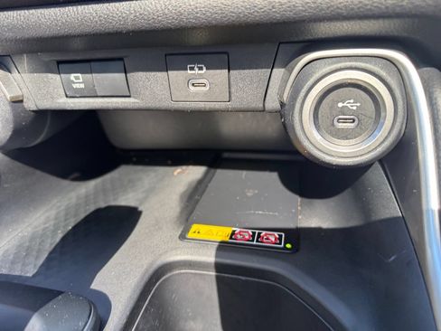 Used 2024 Toyota Grand Highlander AWD image 24
