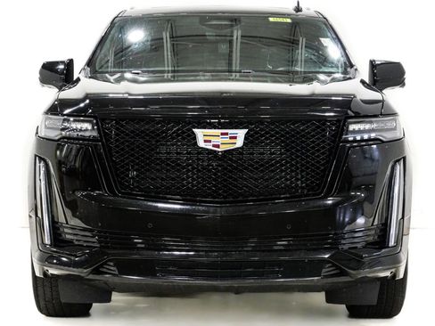 Used 2023 Cadillac Escalade Sport AWD/4WD image 2