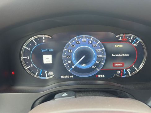 Used 2017 Cadillac Escalade 4WD image 6