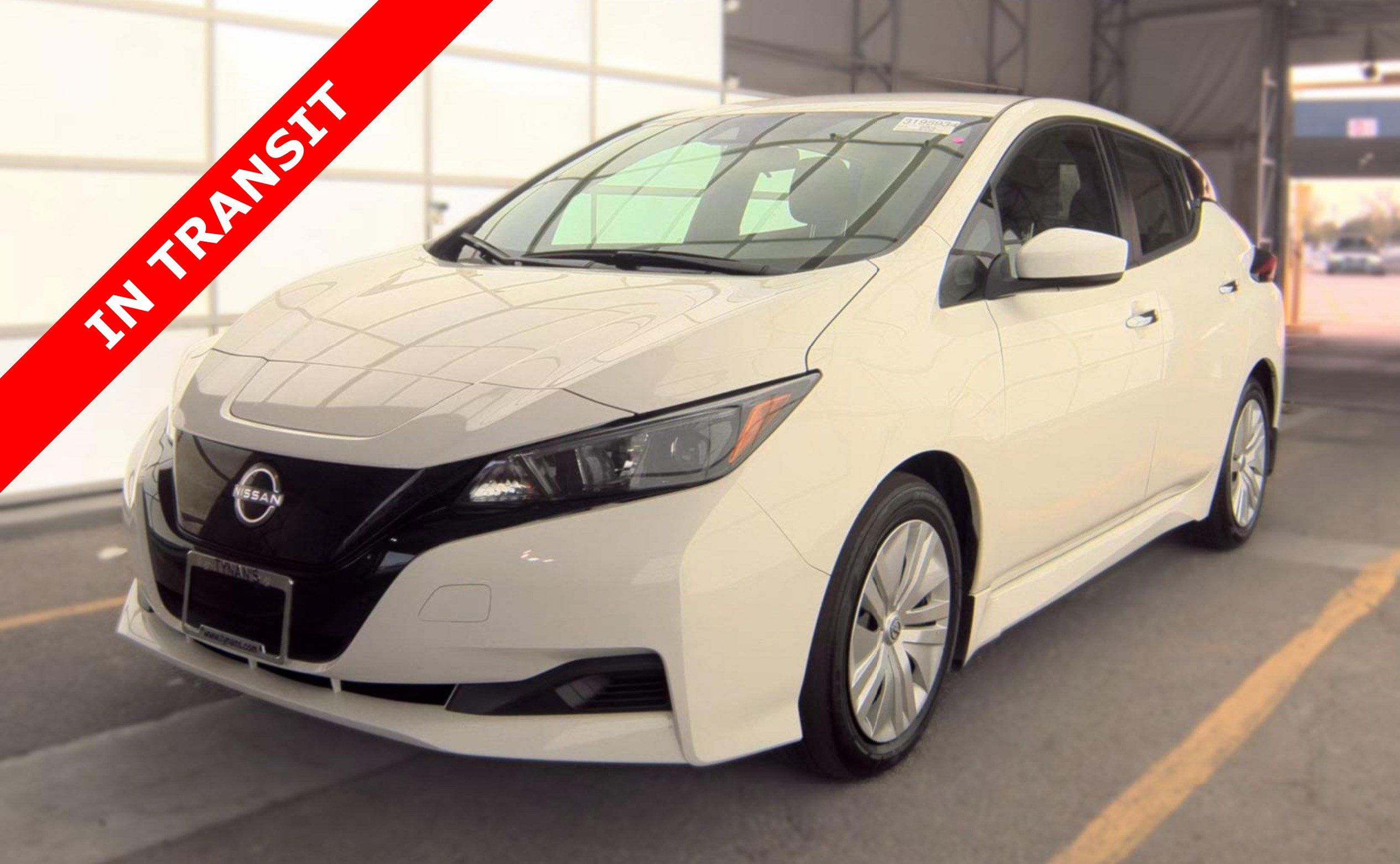 Used 2025 Nissan Leaf S FWD image 1