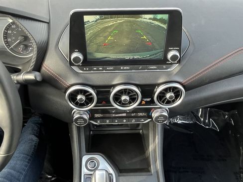 Used 2025 Nissan Sentra SR image 14