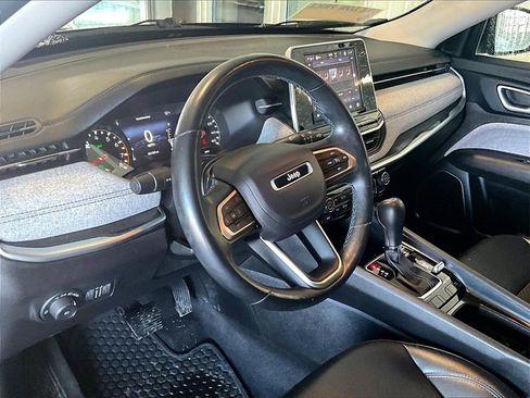 Used 2022 Jeep Compass Latitude w/ Convenience Group image 8