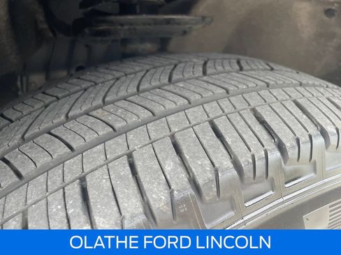 Certified 2024 Ford Explorer Limited w/ Limited Technology Package AWD/4WD image 30