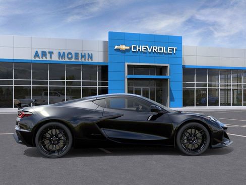New 2027 Chevrolet Corvette Z06 w/ Z07 Performance Package RWD image 5