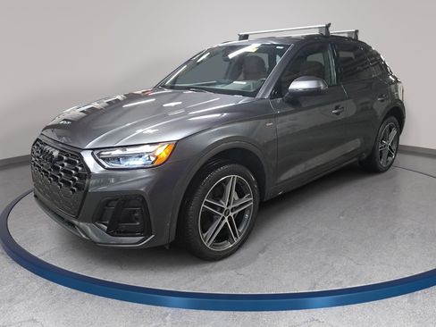 Used 2023 Audi Q5 e Premium Plus AWD/4WD image 1