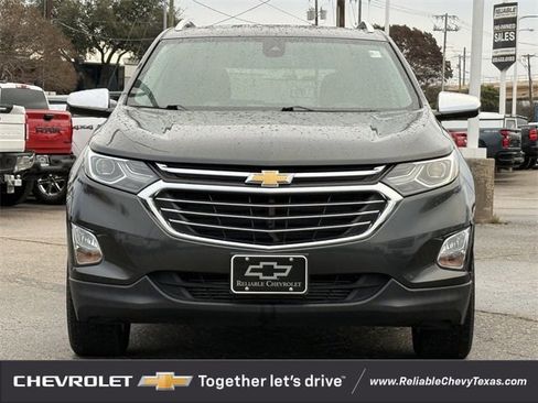 Used 2018 Chevrolet Equinox Premier image 3