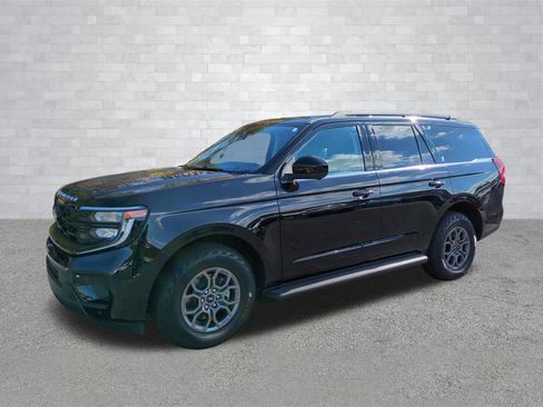 New 2025 Ford Expedition Active image 8