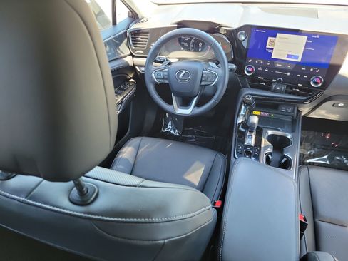 Used 2023 Lexus NX 350 AWD image 15