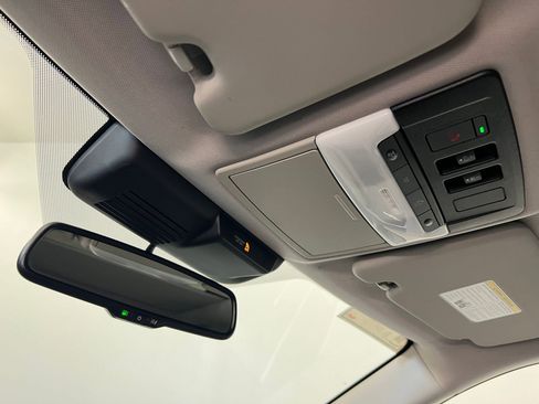 Used 2023 Mitsubishi Outlander SEL 40th Anniversary image 19