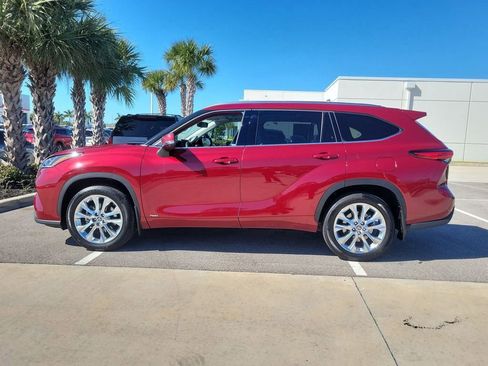 Used 2023 Toyota Highlander Limited image 8
