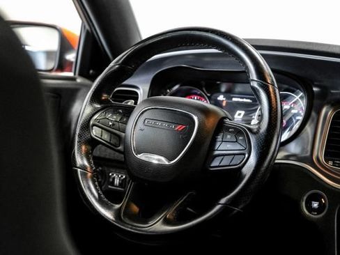 Used 2020 Dodge Charger R/T RWD image 17