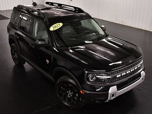 Used 2025 Ford Bronco Sport Badlands w/ Badlands Tech Package AWD/4WD image 12