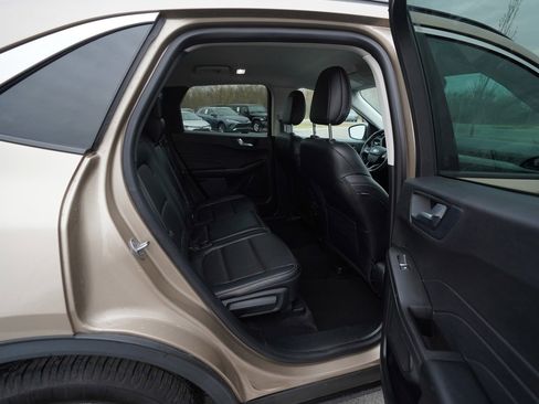 Used 2021 Ford Escape SEL FWD image 18