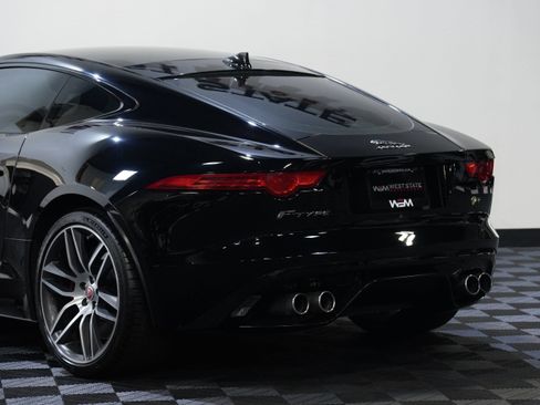 Used 2015 Jaguar F-TYPE R RWD image 15