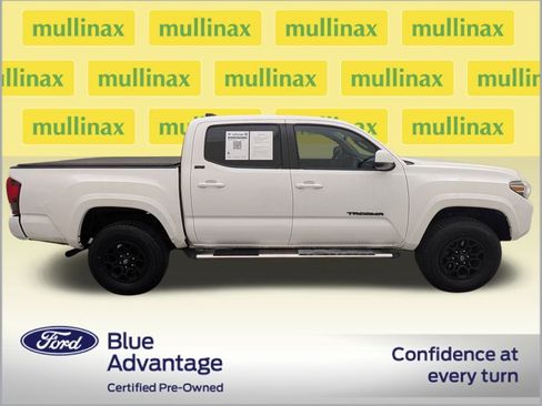 Used 2020 Toyota Tacoma SR5 image 2