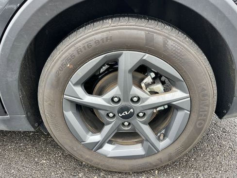 Used 2025 Kia K4 LXS image 30