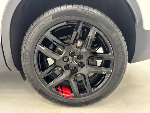 Used 2023 Chevrolet Blazer LT FWD image 34