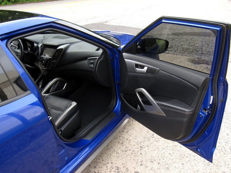 Used 2013 Hyundai Veloster Turbo w/ Ultimate Pkg FWD image 23