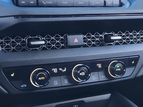 Used 2024 Honda Accord EX image 8