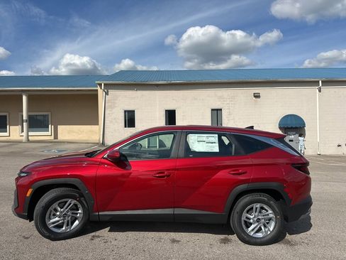 New 2026 Hyundai Tucson SE image 5