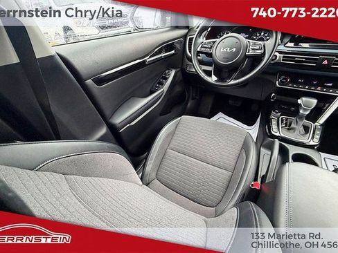 Used 2023 Kia Seltos S image 10