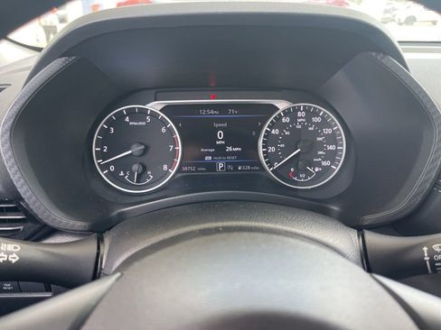 Used 2024 Nissan Sentra SV FWD image 12