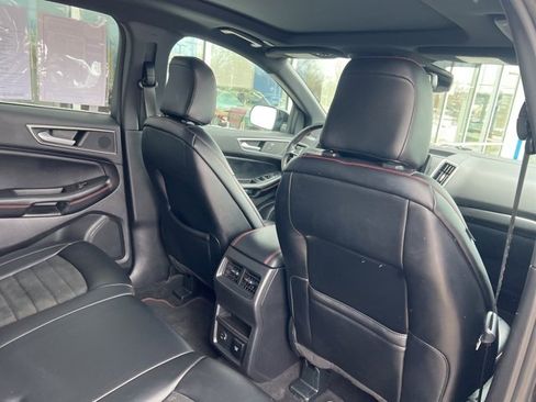 Used 2022 Ford Edge ST-Line image 28