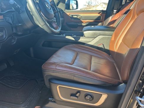 Used 2022 RAM 1500 Limited w/ Body Color Bumper Group image 5