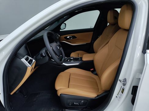 Used 2025 BMW 330i Sedan w/ Premium Package image 12