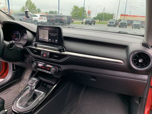 Used 2019 Kia Forte EX w/ Option Group 020 FWD image 28