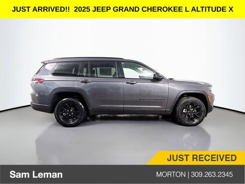 New 2025 Jeep Grand Cherokee L Altitude image 8