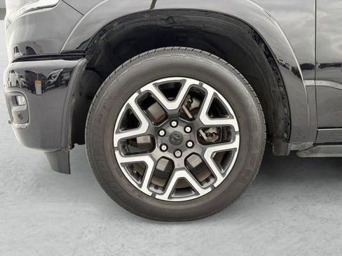 Used 2025 RAM 1500 Laramie w/ Laramie Southwest Edition image 23