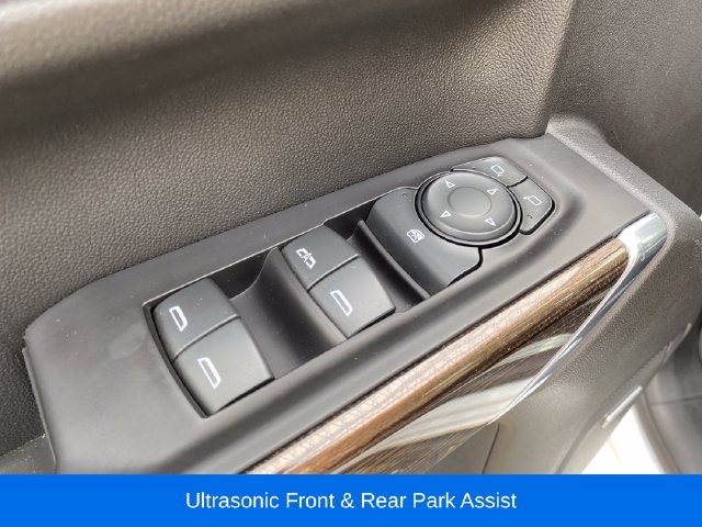 Used 2019 Chevrolet Silverado 1500 LT Trail Boss AWD/4WD image 18