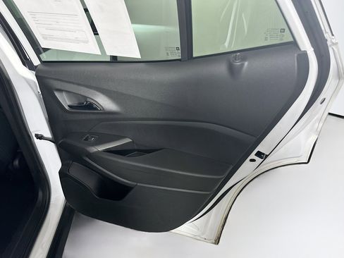 Used 2024 Chevrolet Trax LS w/ Driver Confidence Package image 28