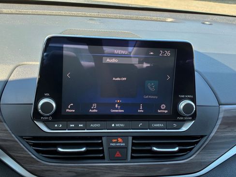 Used 2025 Nissan Altima 2.5 SV image 20