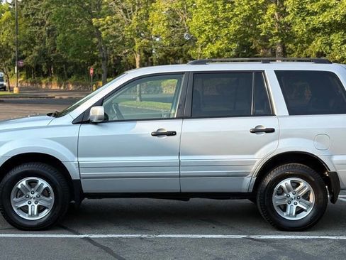Used 2005 Honda Pilot EX-L image 2