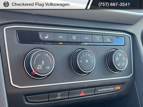 Used 2022 Volkswagen Atlas SE AWD/4WD image 29