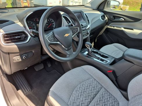 Certified 2024 Chevrolet Equinox LS w/ Sport Edition AWD/4WD image 10