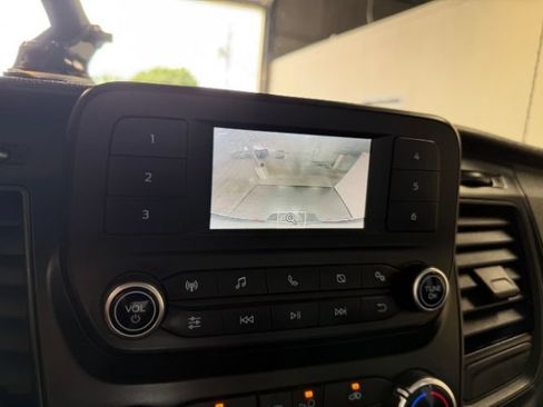 Used 2022 Ford Transit 350 DRW RWD image 15