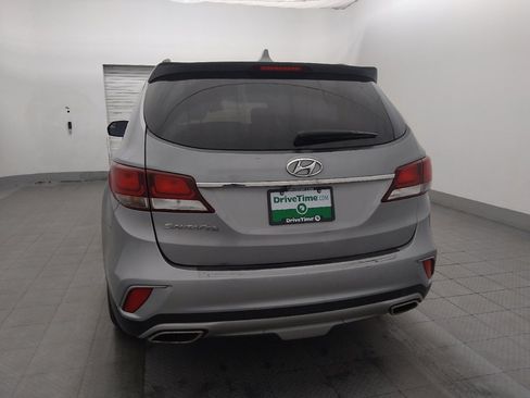 Used 2018 Hyundai Santa Fe SE FWD image 6