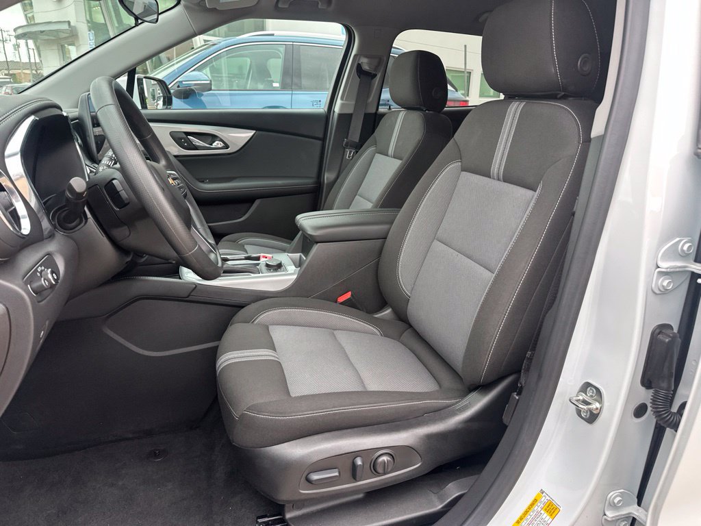 Used 2026 Chevrolet Blazer LT FWD image 17