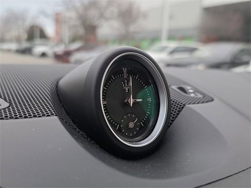 Used 2019 Maserati Levante GTS image 31