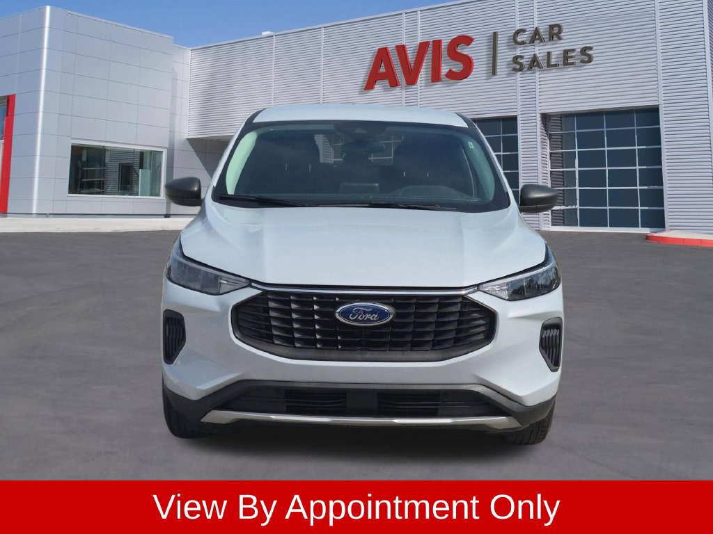Used 2025 Ford Escape Active AWD/4WD image 2