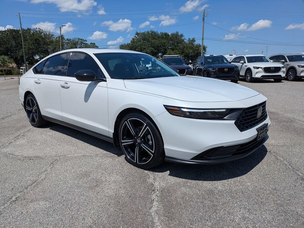 Used 2026 Honda Accord SE image 2