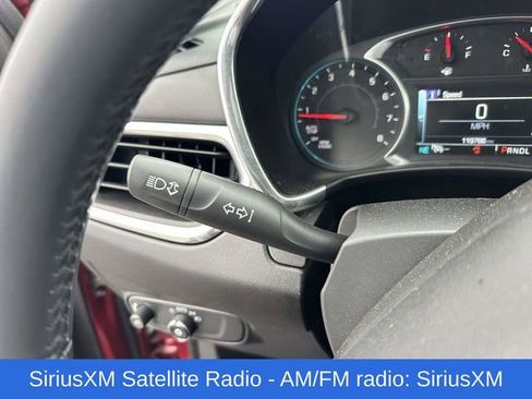 Used 2018 Chevrolet Equinox LT w/ Sun & Infotainment Package image 12