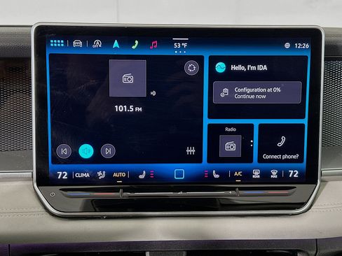 Used 2025 Volkswagen Tiguan SE image 21