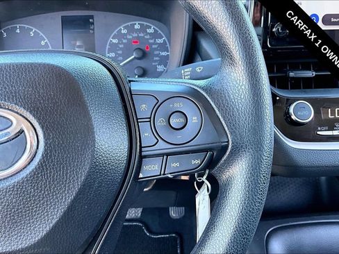 Used 2025 Toyota Corolla LE FWD image 14